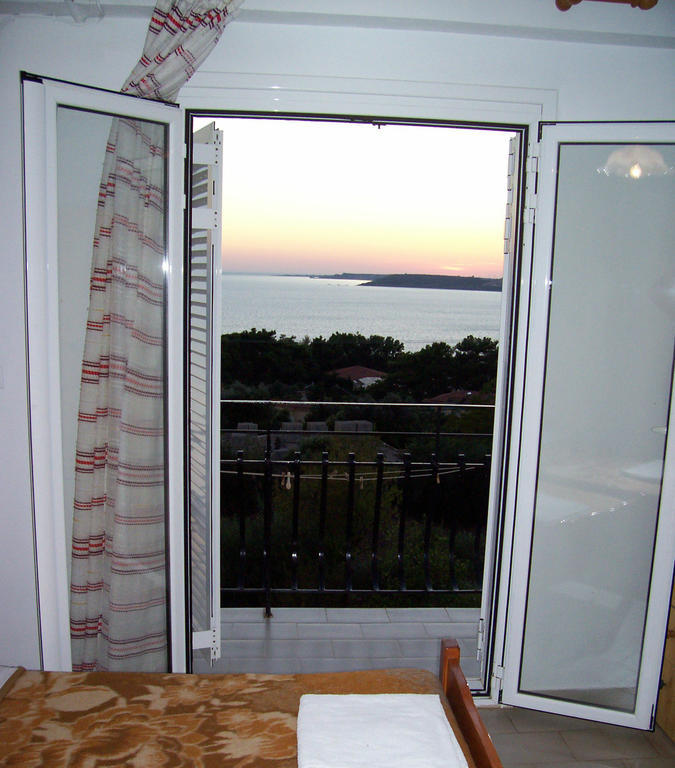 Raymondos Apartments Lassi  Room photo